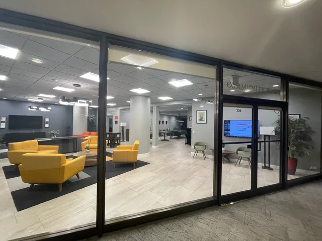 a view of a tennis court