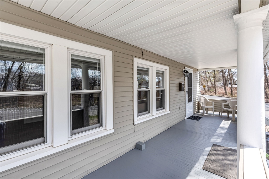 61 Spencer Street Springfield, MA 01118 - Photo 26 of 38