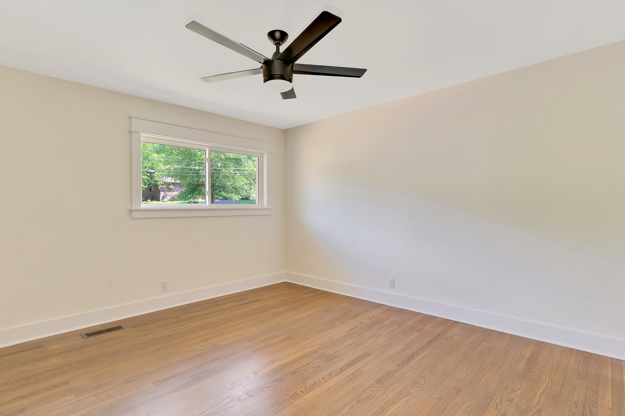 1301 John Ross Road Chattanooga, TN 37412 - Photo 18 of 29 1301-John-Ross-Rd-MLS-Photos-21