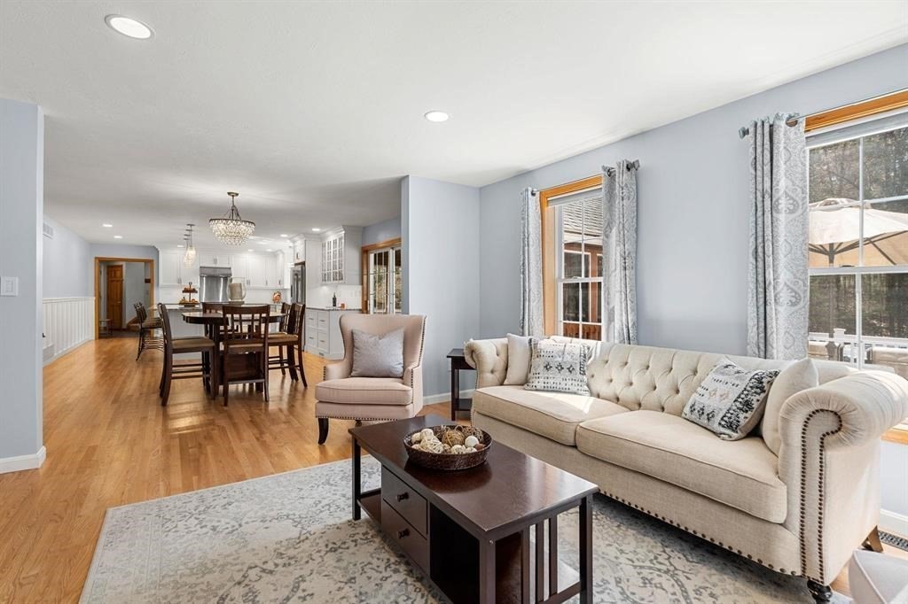 15 Lamb Road Nashua, NH 03062 - Photo 11 of 40 a living room with furniture and wooden floor