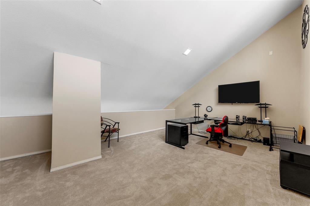 4211 Prescott Avenue, Unit 5 Dallas, TX 75219 - Photo 27 of 38 Loft can be an office, rec room, etc.
