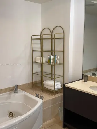 $6,500 | 18201 Collins Avenue, Unit 3407, Sunny Isles Beach, FL 33160