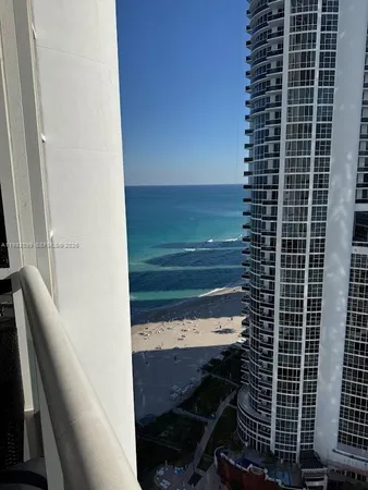 $6,500 | 18201 Collins Avenue, Unit 3407, Sunny Isles Beach, FL 33160
