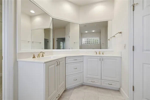 $879,000 | 3680 Southwest 86th Street, Gainesville, FL 32608