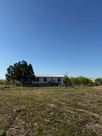 $275,000 | 4292 North Us Highway, Junction, TX 76849