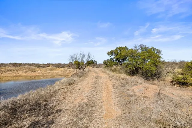 $651,750 | 6304 County Road 110, Mason, TX 76856