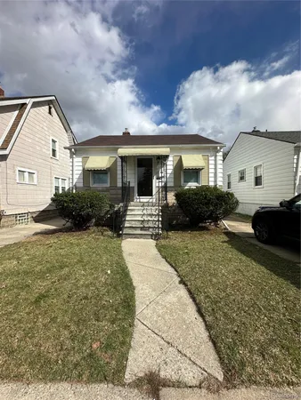 $1,350 | 4810 Ternes, Dearborn, MI 48126
