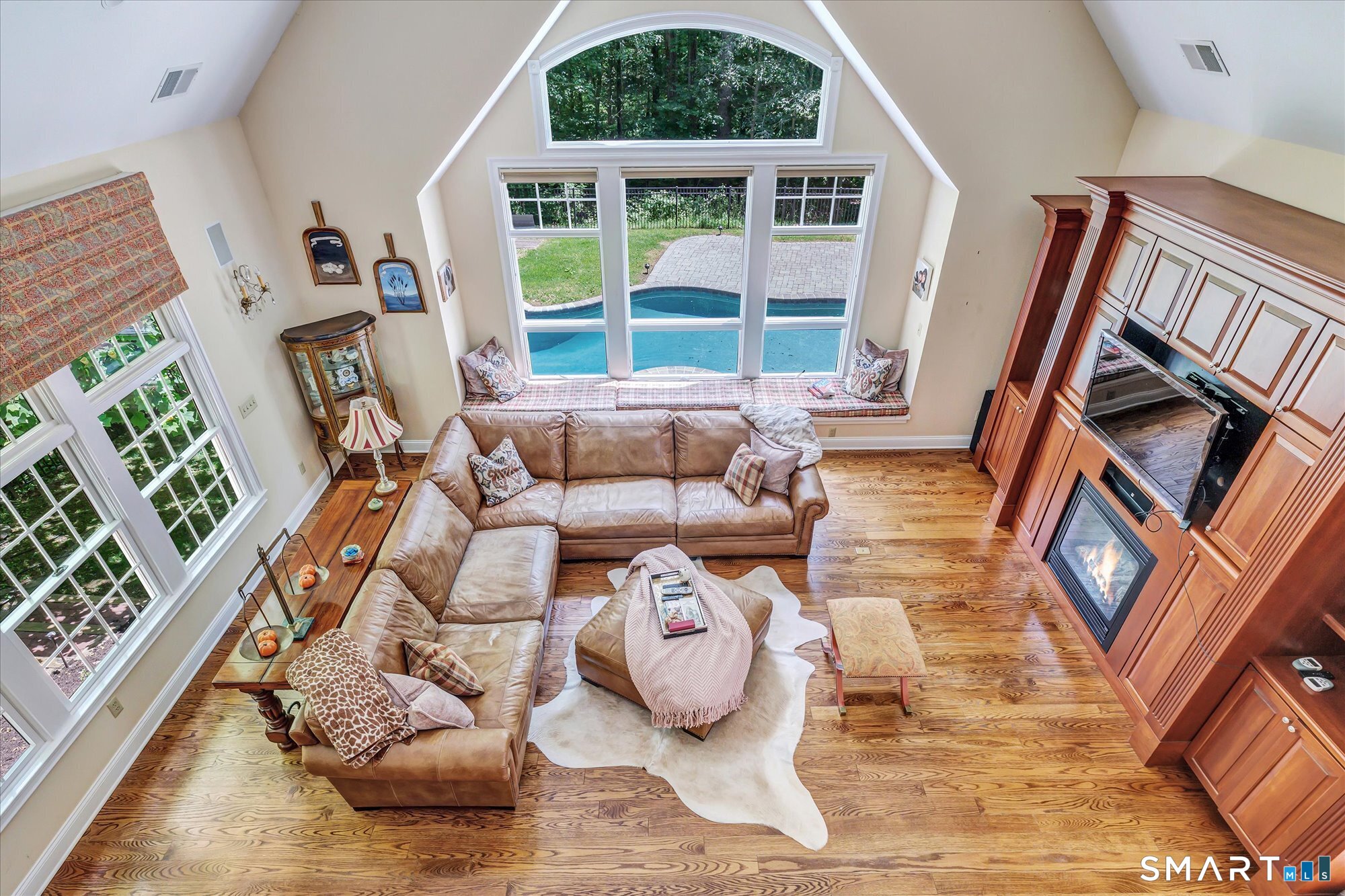 15 Hemlock Hollow Road Woodbridge, CT 06525 - Photo 23 of 40