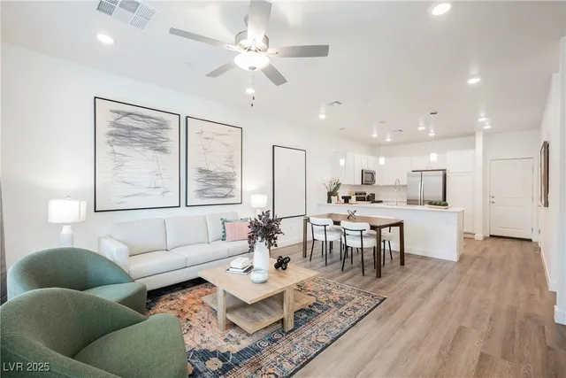 $2,545 | 10789 Passion Hts Street, Las Vegas, NV 89179