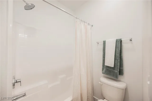 $2,545 | 10789 Passion Hts Street, Las Vegas, NV 89179