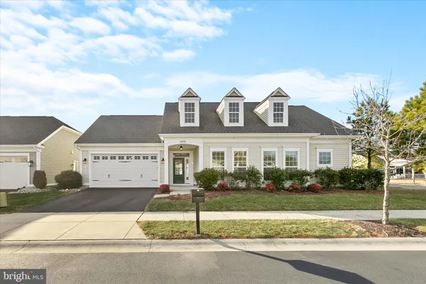 $450,000 | 34896 Surfsong Landing, Millville, DE 19967