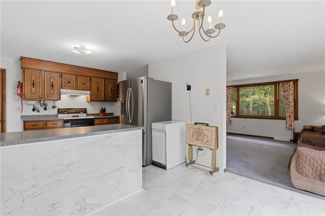 90 Pulaski Road Glocester, RI 02814 - Photo 7 of 42