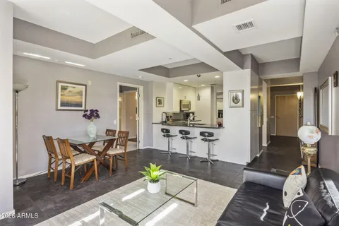 $525,000 | 7161 East Rancho Vista Drive, Unit 2008, Scottsdale, AZ 85251