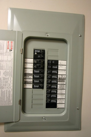 10549 Oak Park Avenue Chicago Ridge, IL 60415 - Photo 24 of 25 a view of wooden floor