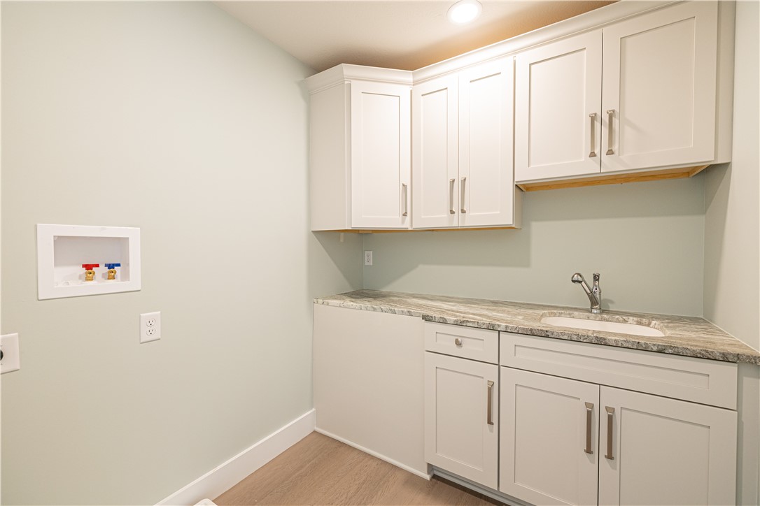 673 Seneca Road Irondequoit, NY 14622 - Photo 33 of 42