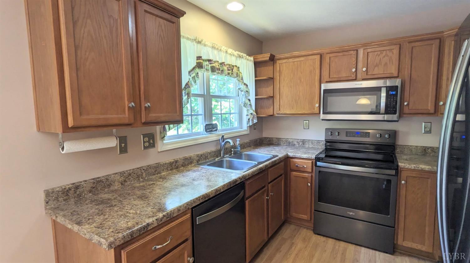 3959 Diamond Hill Road Moneta, VA 24121 - Photo 9 of 50
