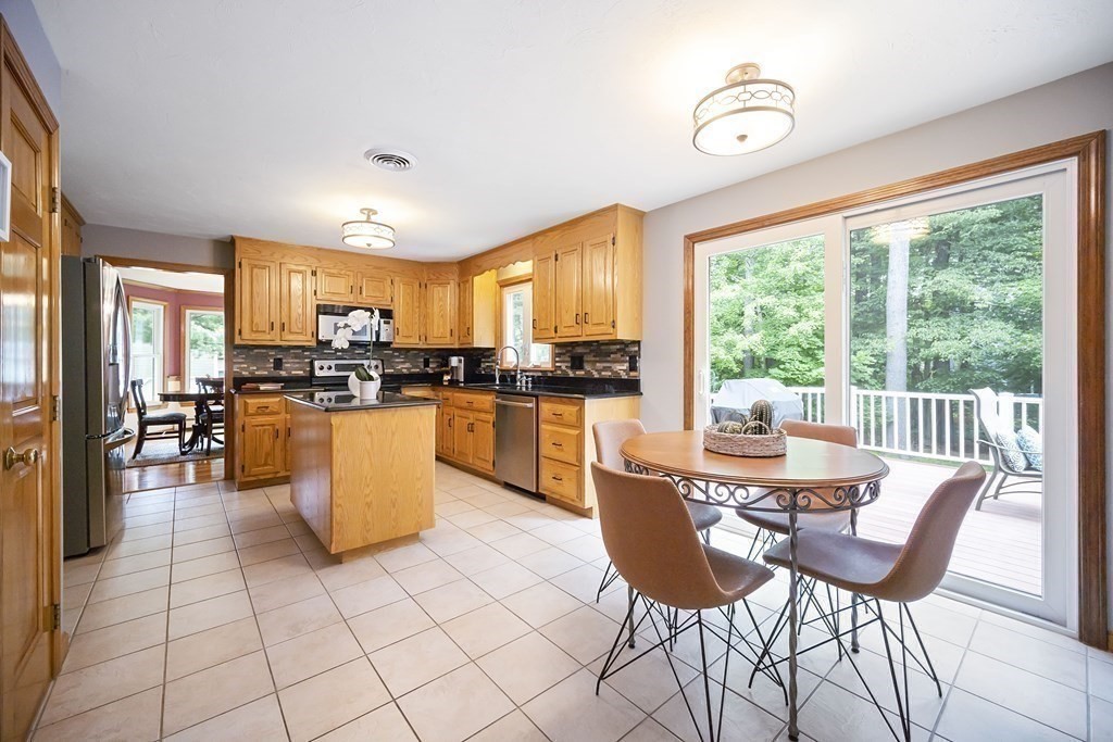60 Barnard Road Marlborough, MA 01752 - Photo 13 of 42 Gallery Image 13