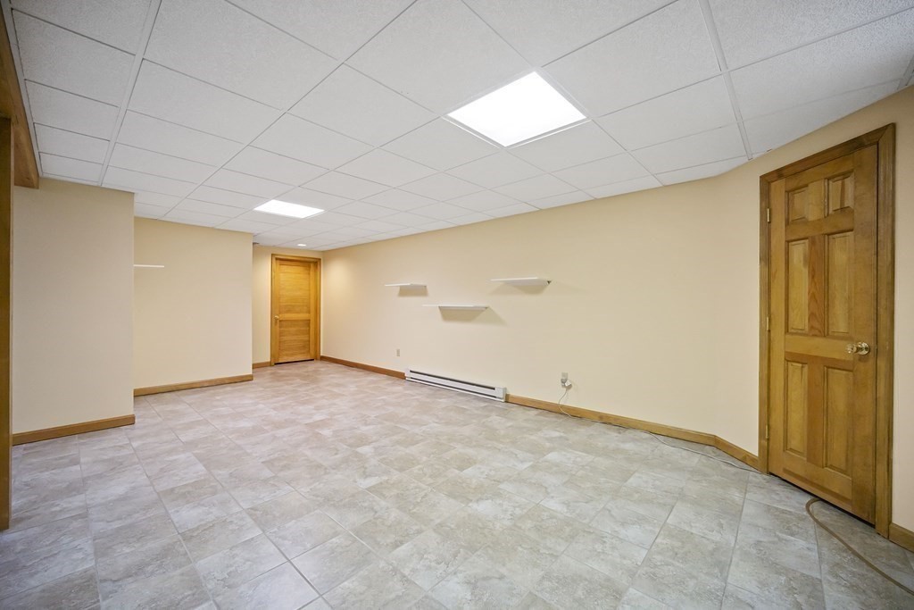 60 Barnard Road Marlborough, MA 01752 - Photo 33 of 42 Gallery Image 33