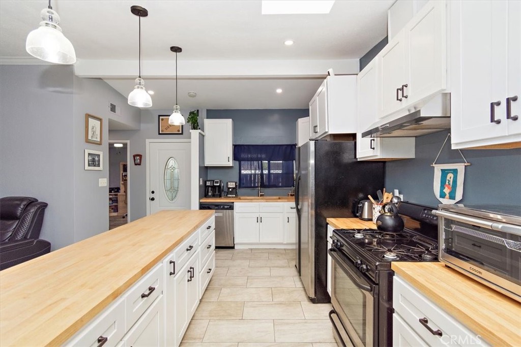 8197 Helena Avenue Riverside, CA 92504 - Photo 6 of 14