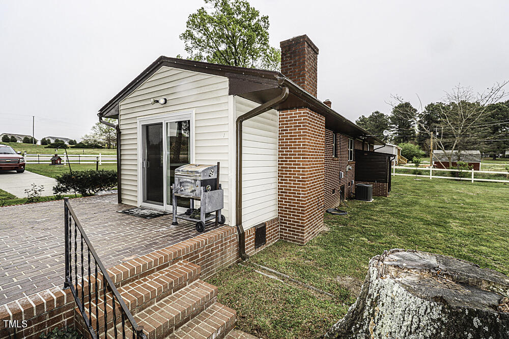 1060 Vicksboro Road Henderson, NC 27537 - Photo 11 of 51 0011-IMG_2486