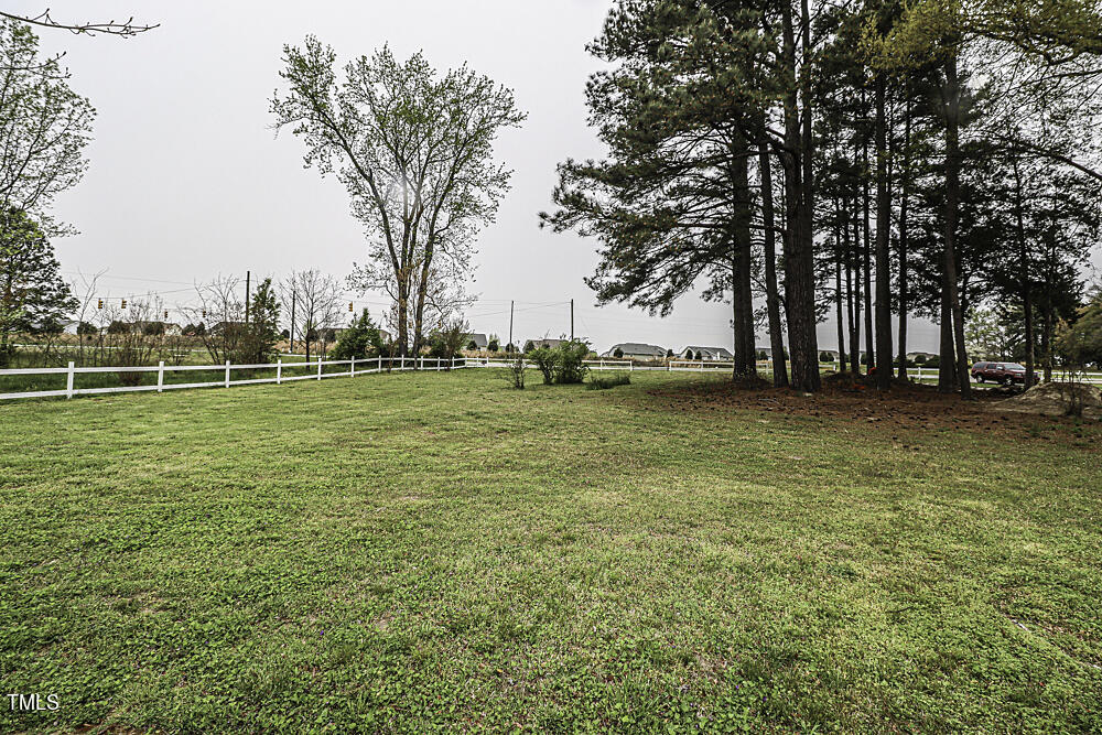 1060 Vicksboro Road Henderson, NC 27537 - Photo 10 of 51 0010-IMG_2485