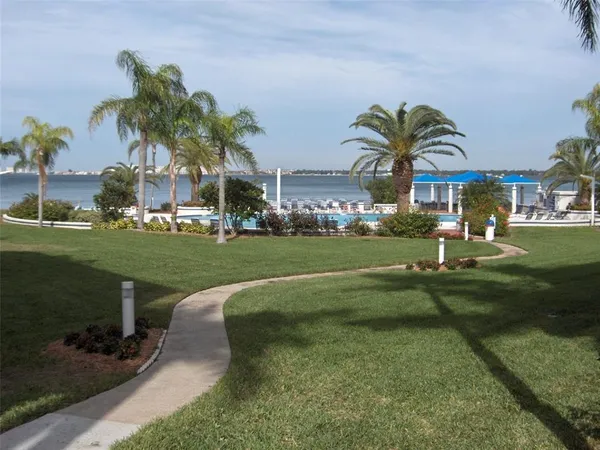 $4,500 | 5277 Isla Key Boulevard South, Unit 321, St. Petersburg, FL 33715