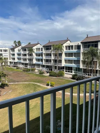 $4,500 | 5277 Isla Key Boulevard South, Unit 321, St. Petersburg, FL 33715