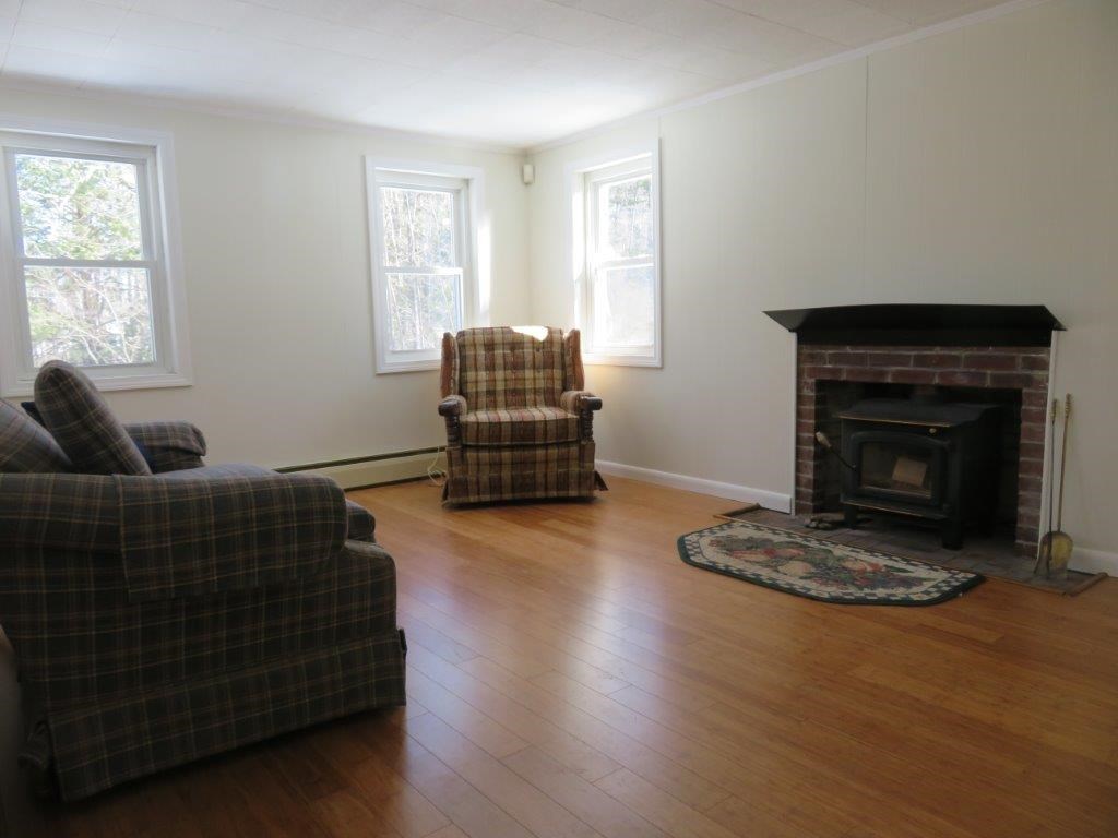 134 Plummer Hill Road Belmont, NH 03220 - Photo 4 of 38