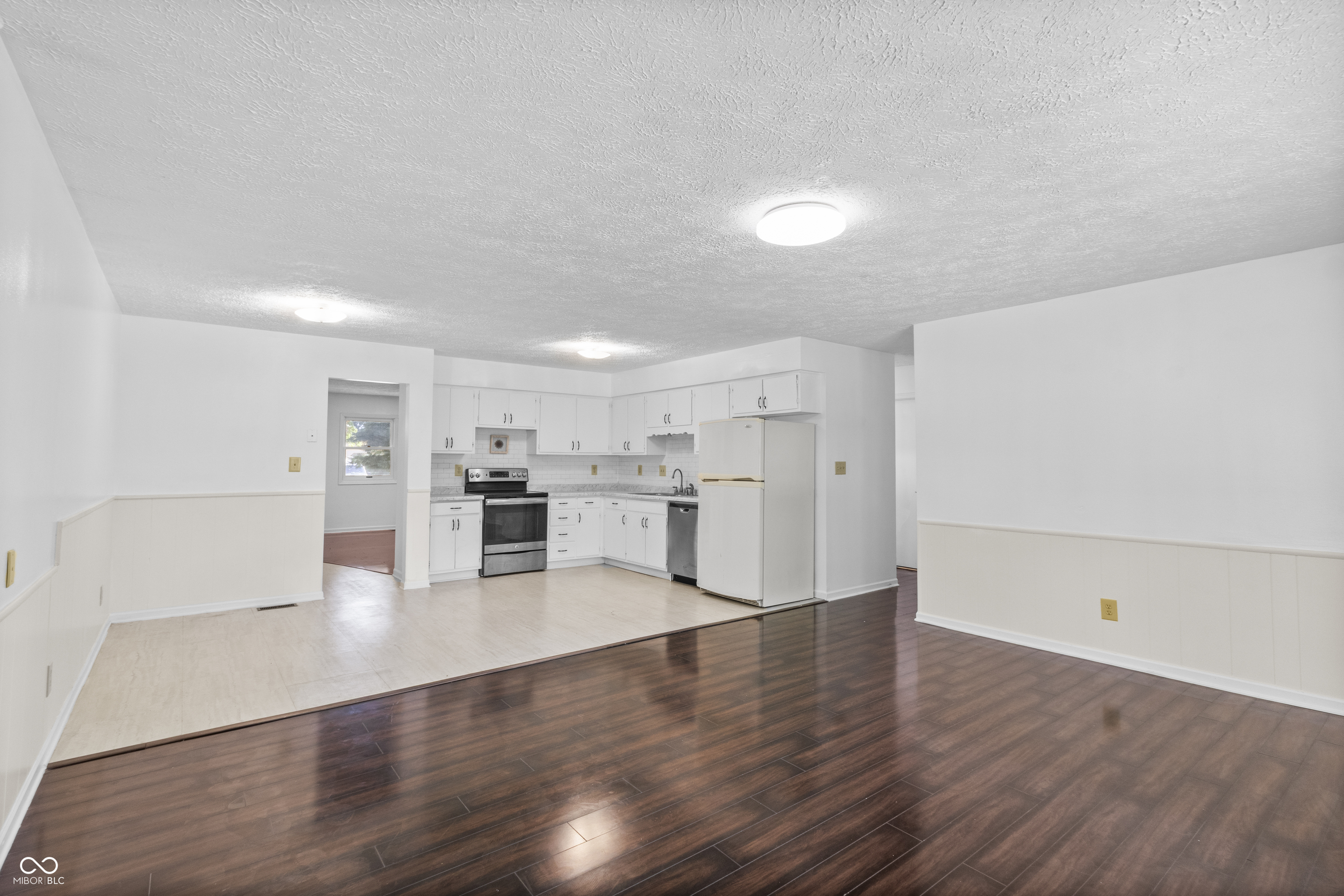 3322 Maple Ridge Court Indianapolis, IN 46227 - Photo 12 of 33 Gallery Image 12