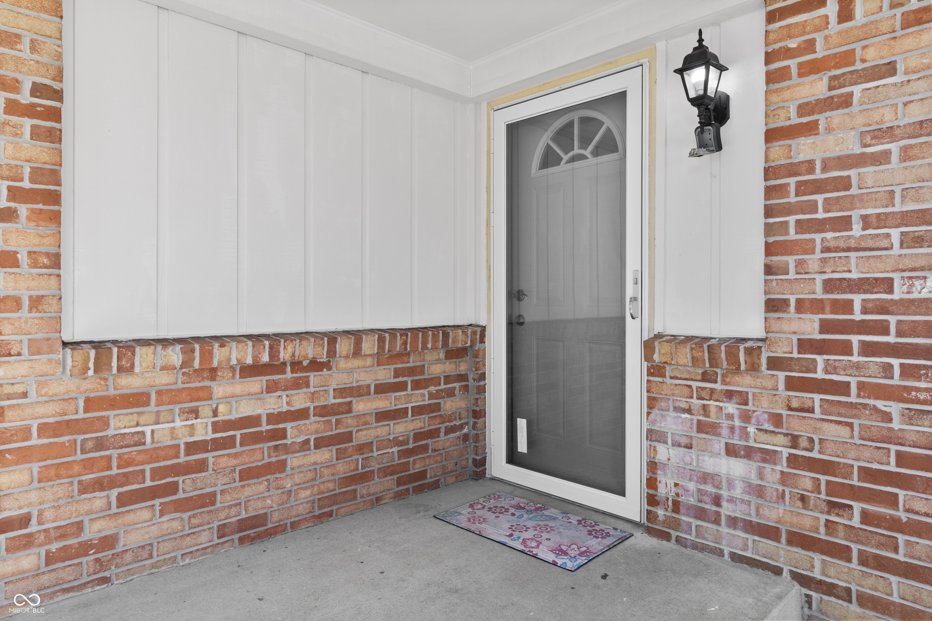3322 Maple Ridge Court Indianapolis, IN 46227 - Photo 3 of 33 Gallery Image 3