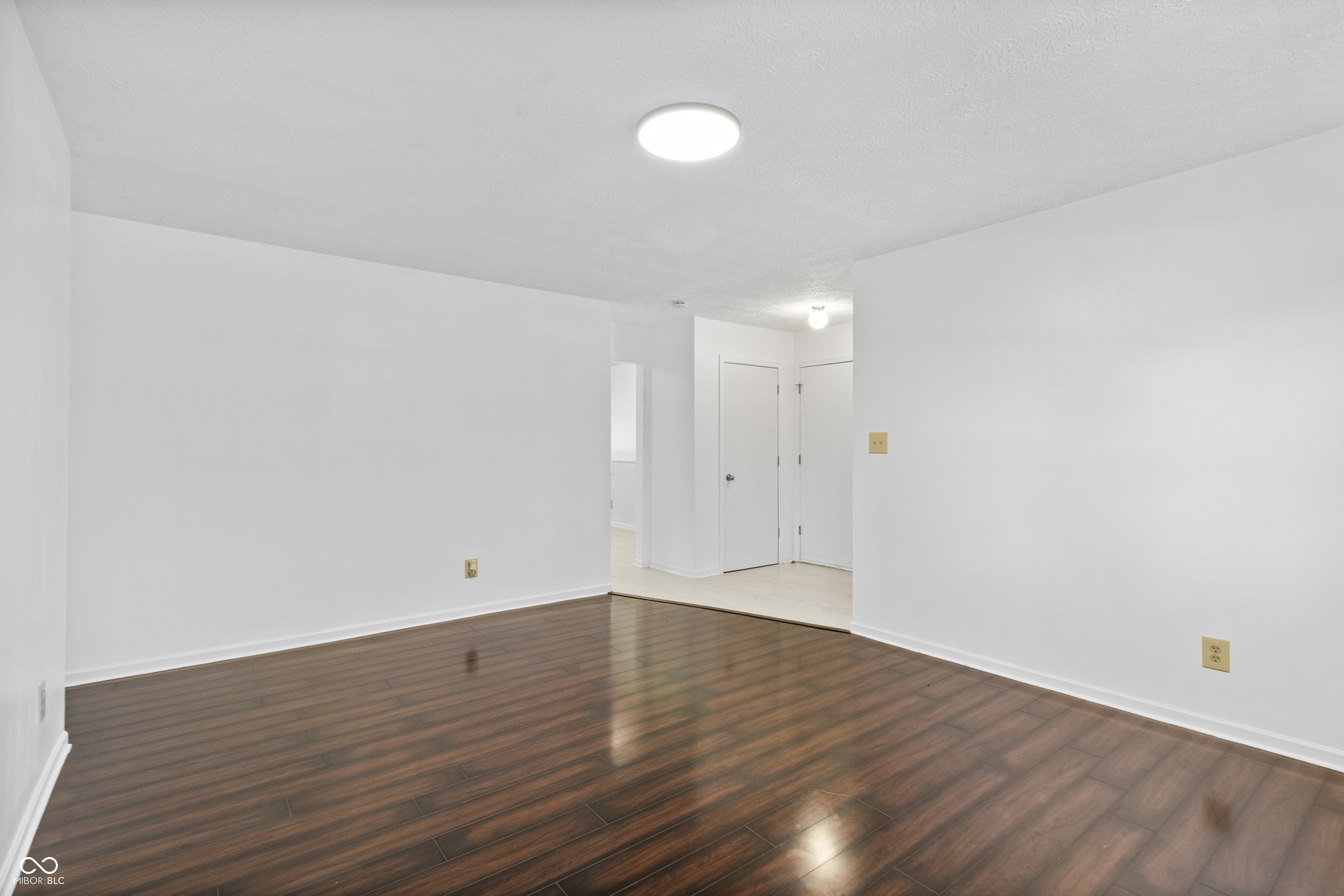 3322 Maple Ridge Court Indianapolis, IN 46227 - Photo 6 of 33 Gallery Image 6