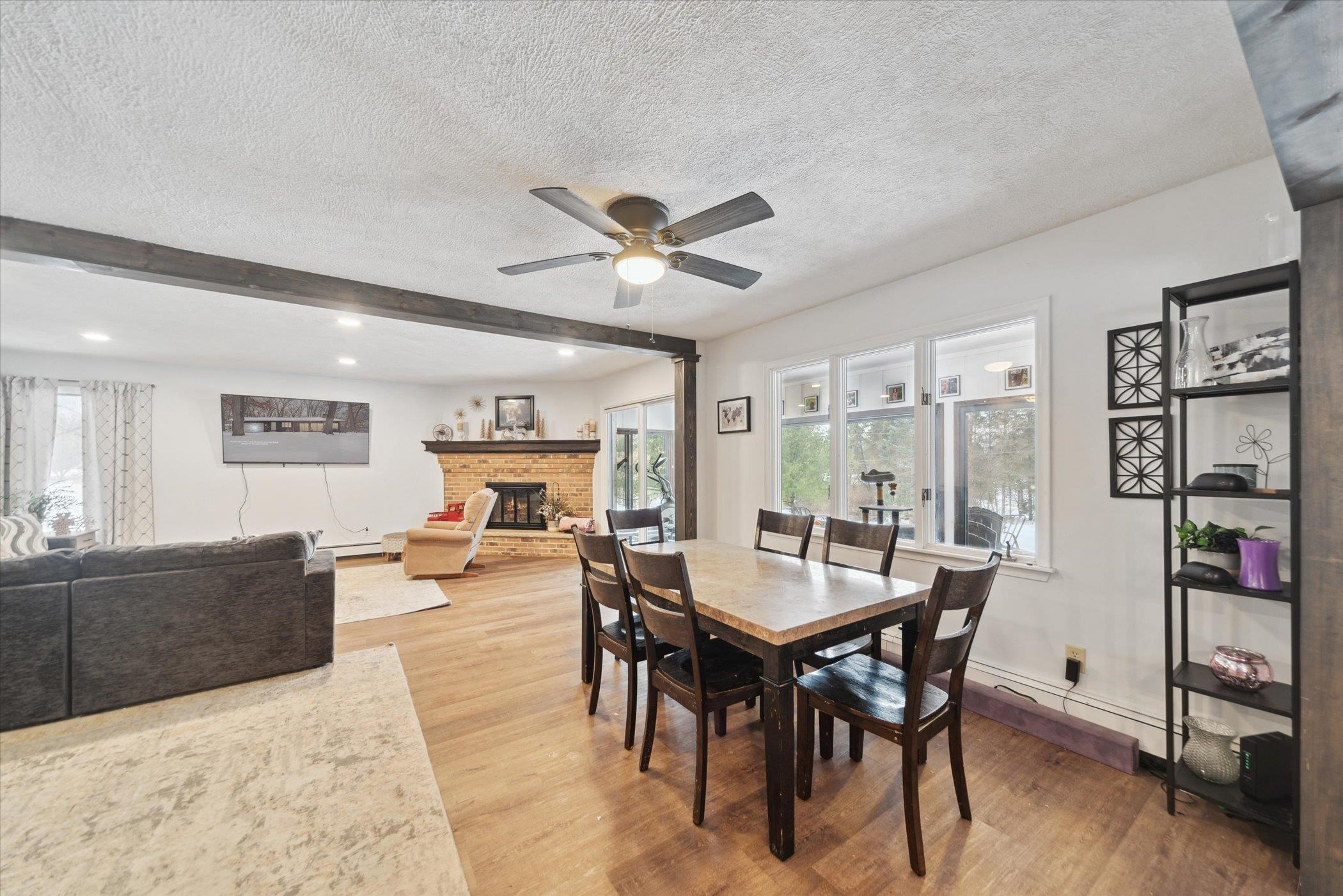 13907 Upton Road Bath, MI 48808 - Photo 9 of 45 50164758-c020db82-131f-44c4-9f19-bf47bd3035bf.JPG