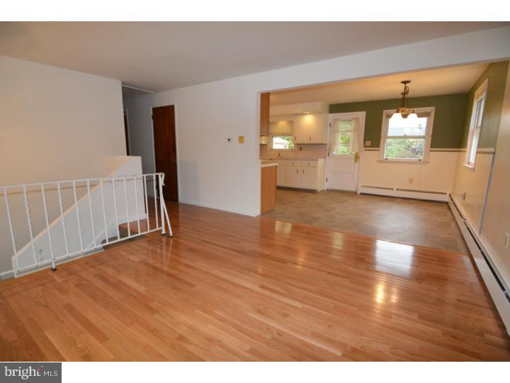 319 Morrison Road Reading, PA 19601 - Photo 4 of 25 Gallery Image 4