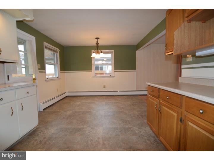 319 Morrison Road Reading, PA 19601 - Photo 8 of 25 Gallery Image 8