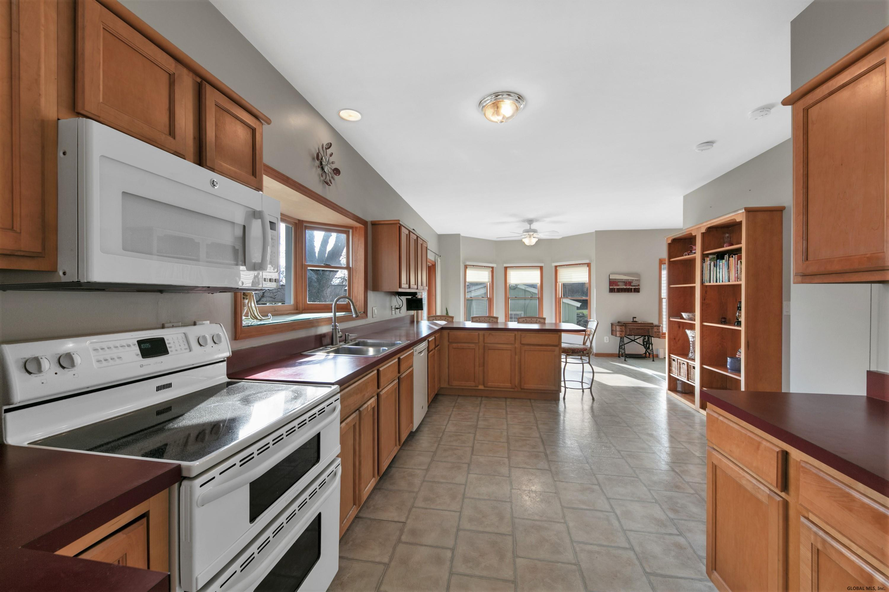 178 Van Wies Point Road Bethlehem, NY 12077 - Photo 11 of 48 Photo 11