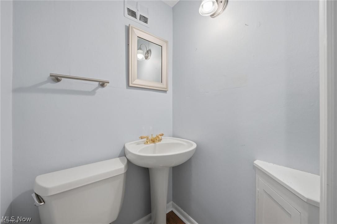 5284 Edenhurst Road Lyndhurst, OH 44124 - Photo 25 of 50