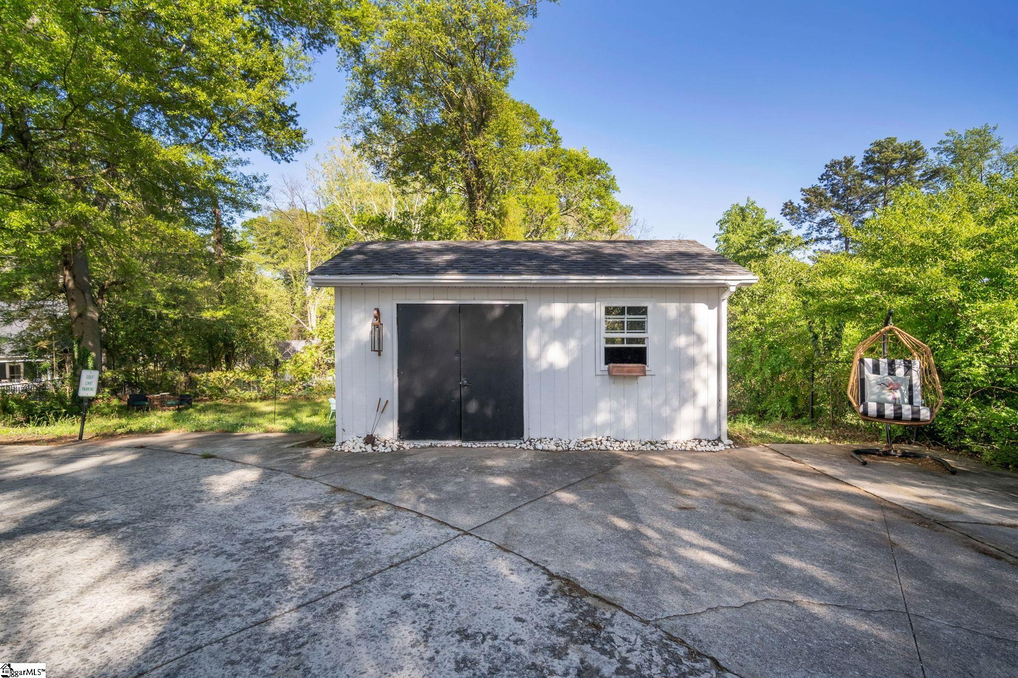 604 Overbrook Road Greenville, SC 29607 - Photo 25 of 31