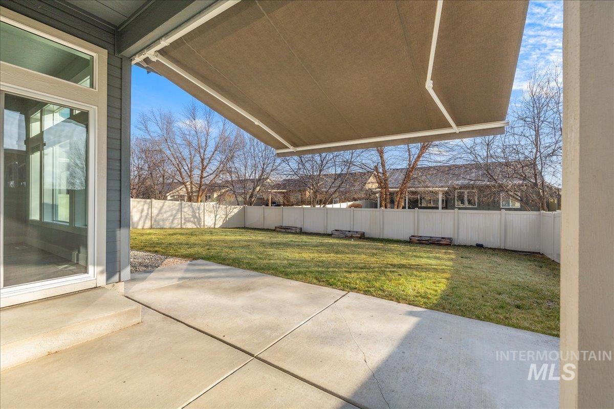 3036 Northwest 13th Street Meridian, ID 83646 - Photo 38 of 50 Fenced backyard featuring a patio area