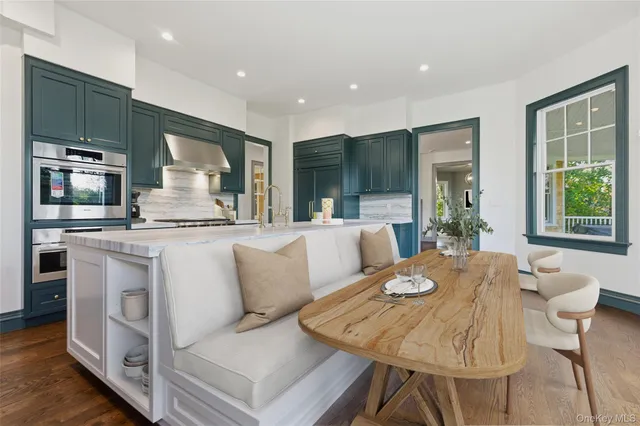 $3,400,000 | 43 Soundview Drive, Huntington Bay, NY 11743