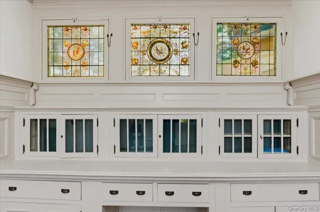 $3,400,000 | 43 Soundview Drive, Huntington Bay, NY 11743