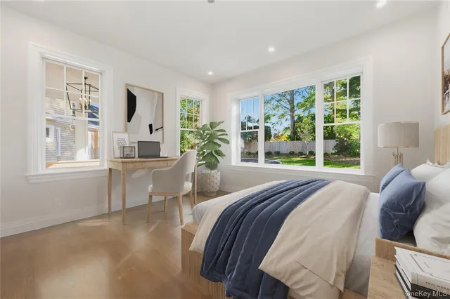 $3,400,000 | 43 Soundview Drive, Huntington Bay, NY 11743