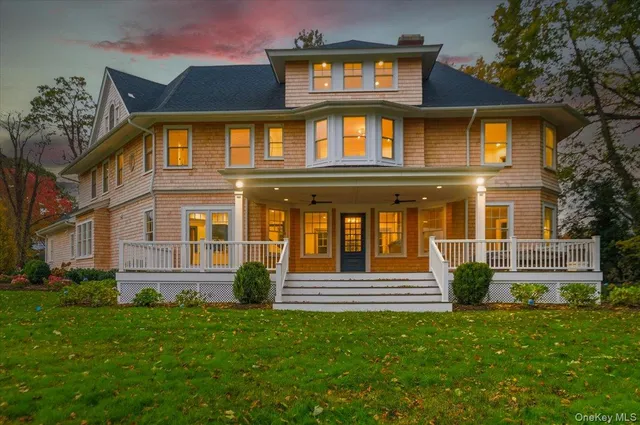 $3,400,000 | 43 Soundview Drive, Huntington Bay, NY 11743