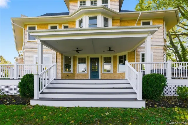 $3,400,000 | 43 Soundview Drive, Huntington Bay, NY 11743