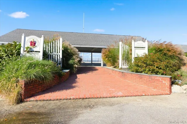 $3,400,000 | 43 Soundview Drive, Huntington Bay, NY 11743