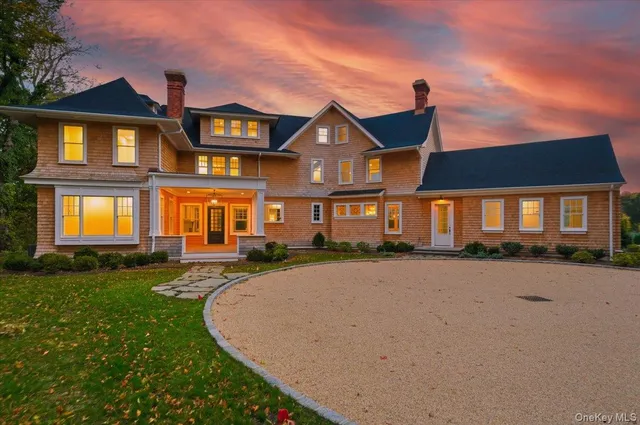 $3,400,000 | 43 Soundview Drive, Huntington Bay, NY 11743