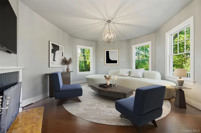 $3,400,000 | 43 Soundview Drive, Huntington Bay, NY 11743