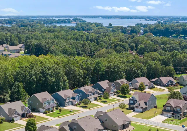 $535,000 | 7246 Adirondack Drive, Denver, NC 28037