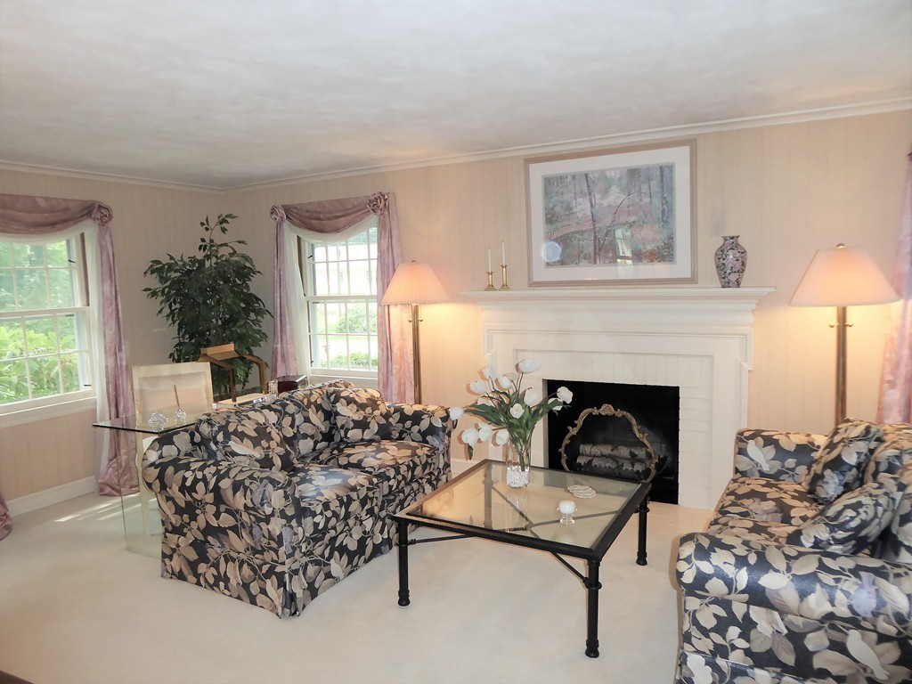 2 Greenwood Road Wilbraham, MA 01095 - Photo 4 of 26 Gallery Image 4