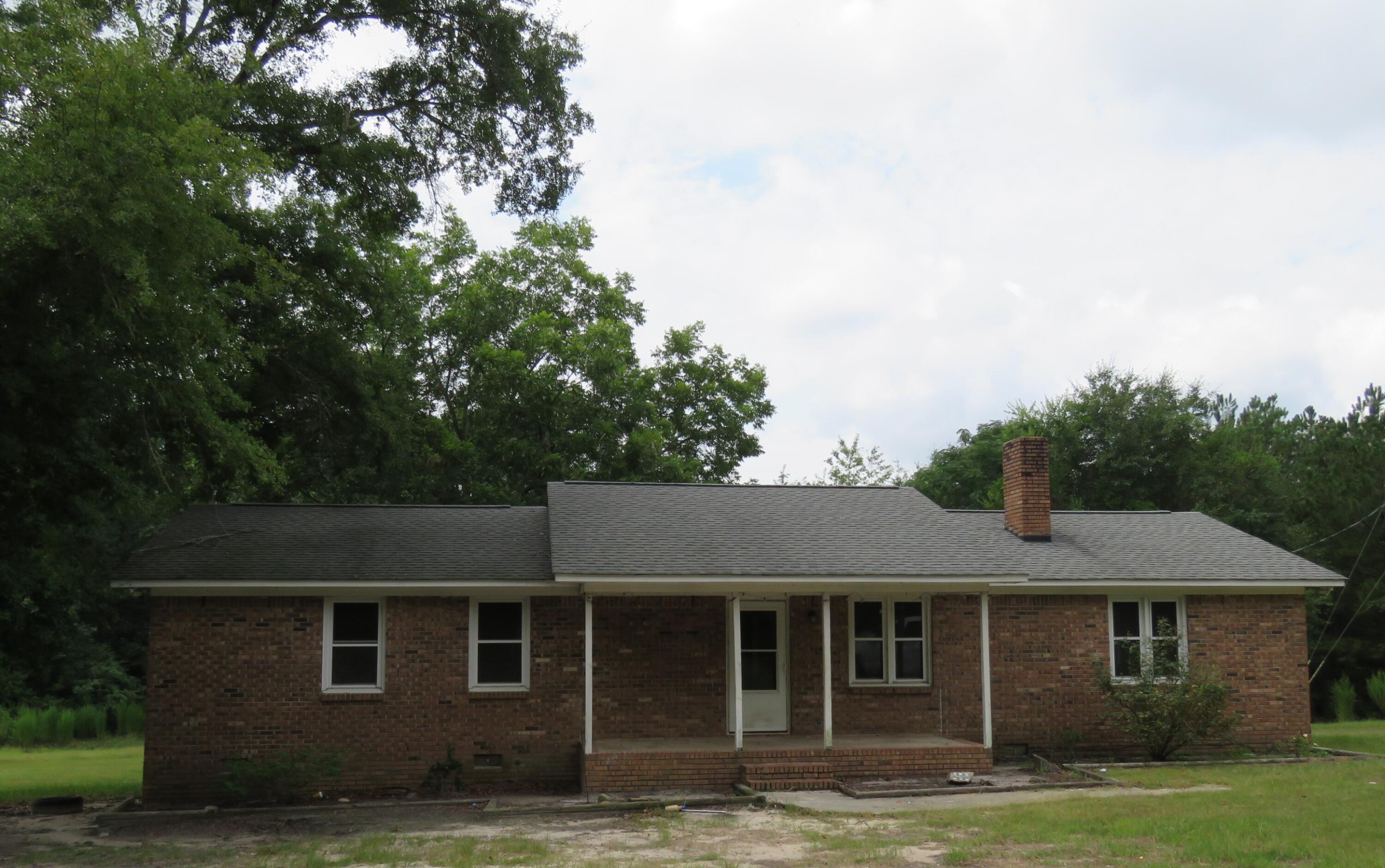 173 Bird Dog Road Swansea, SC 29160 - Photo 2 of 15 IMG_0537