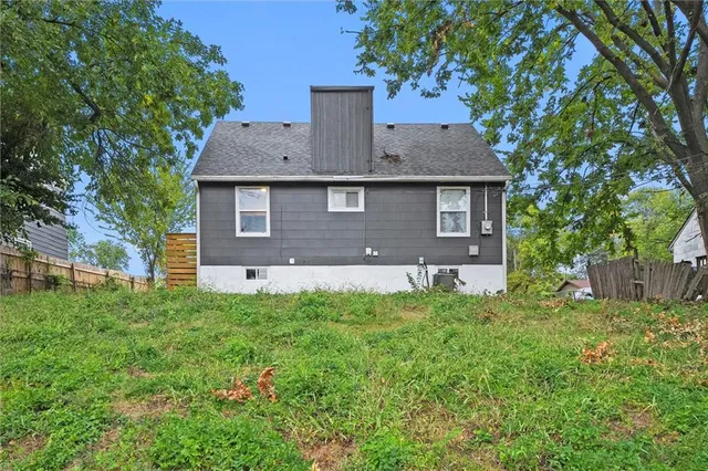 $179,900 | 7509 East 50th Street, Kansas City, MO 64129